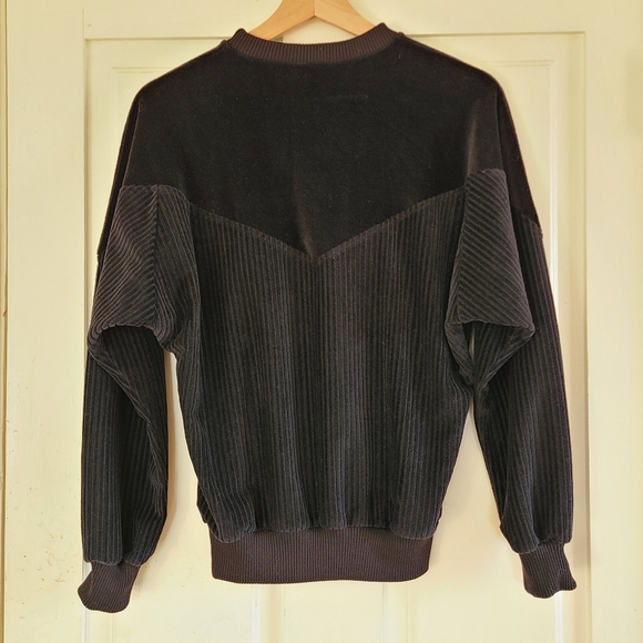 VINTAGE - Black sweater - Picture 9 of 12